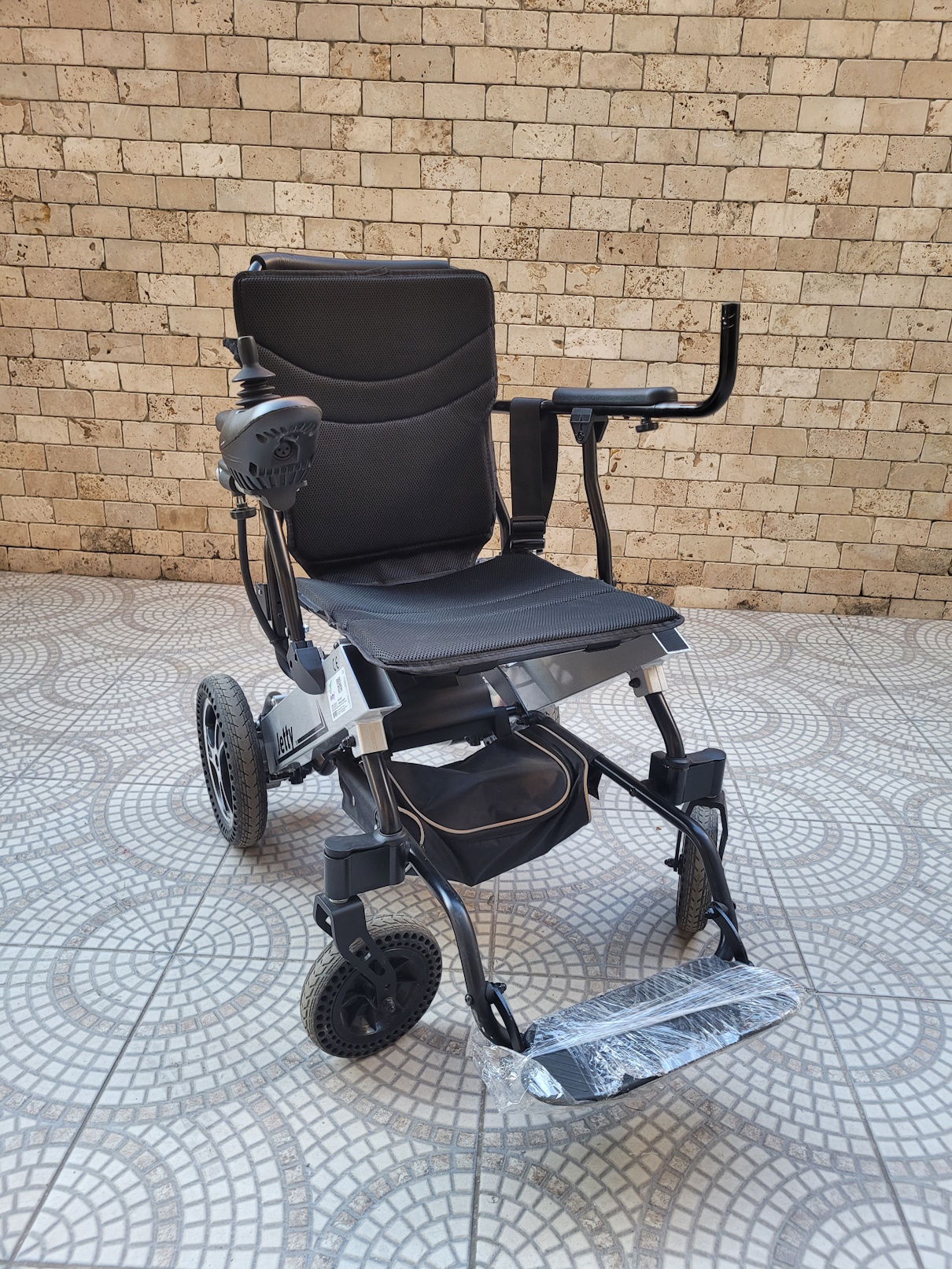 JT-311 Standart Akülü Tekerlekli Sandalye Gri