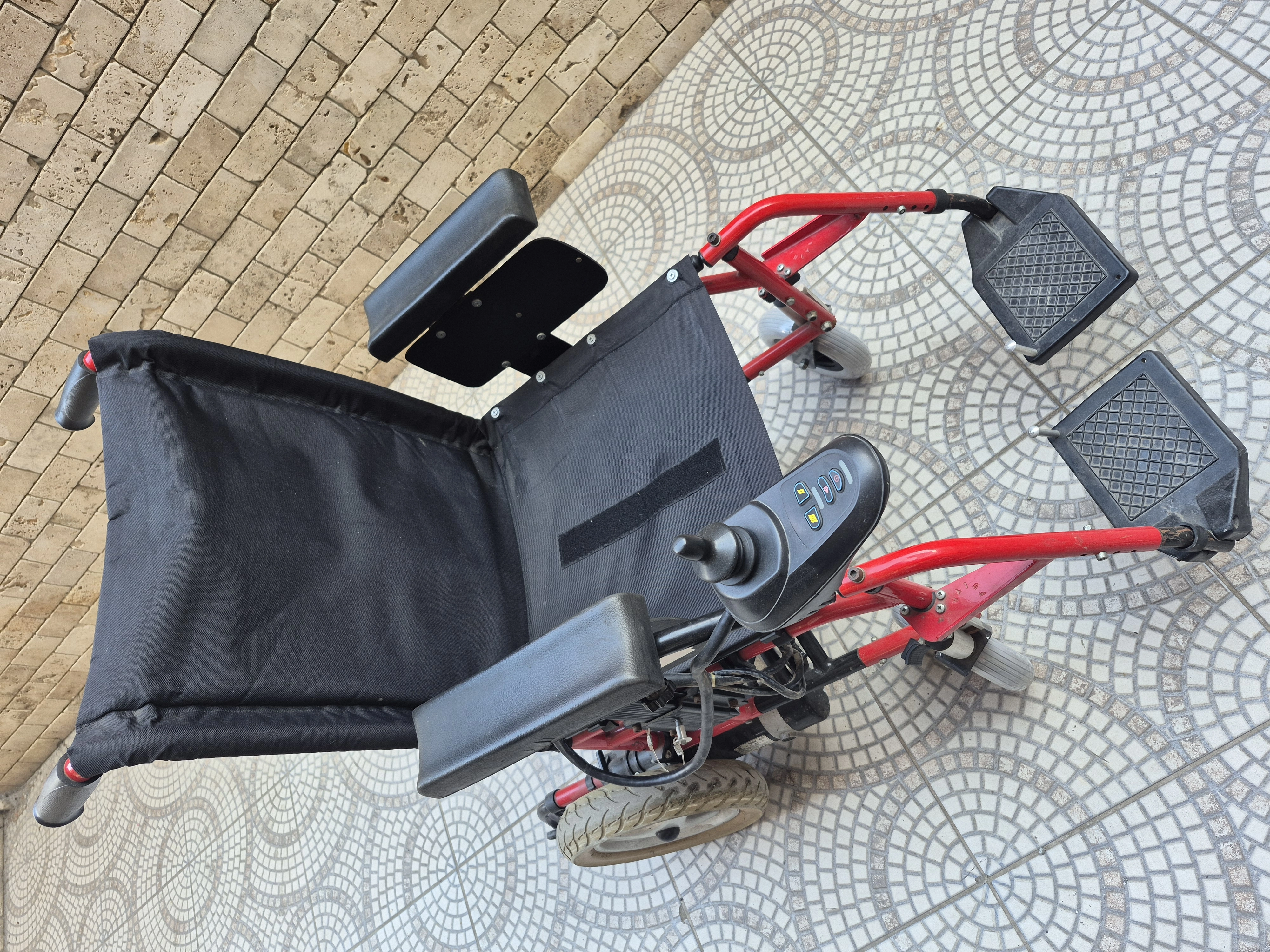 İkinci El Akülü Tekerlekli Sandalye