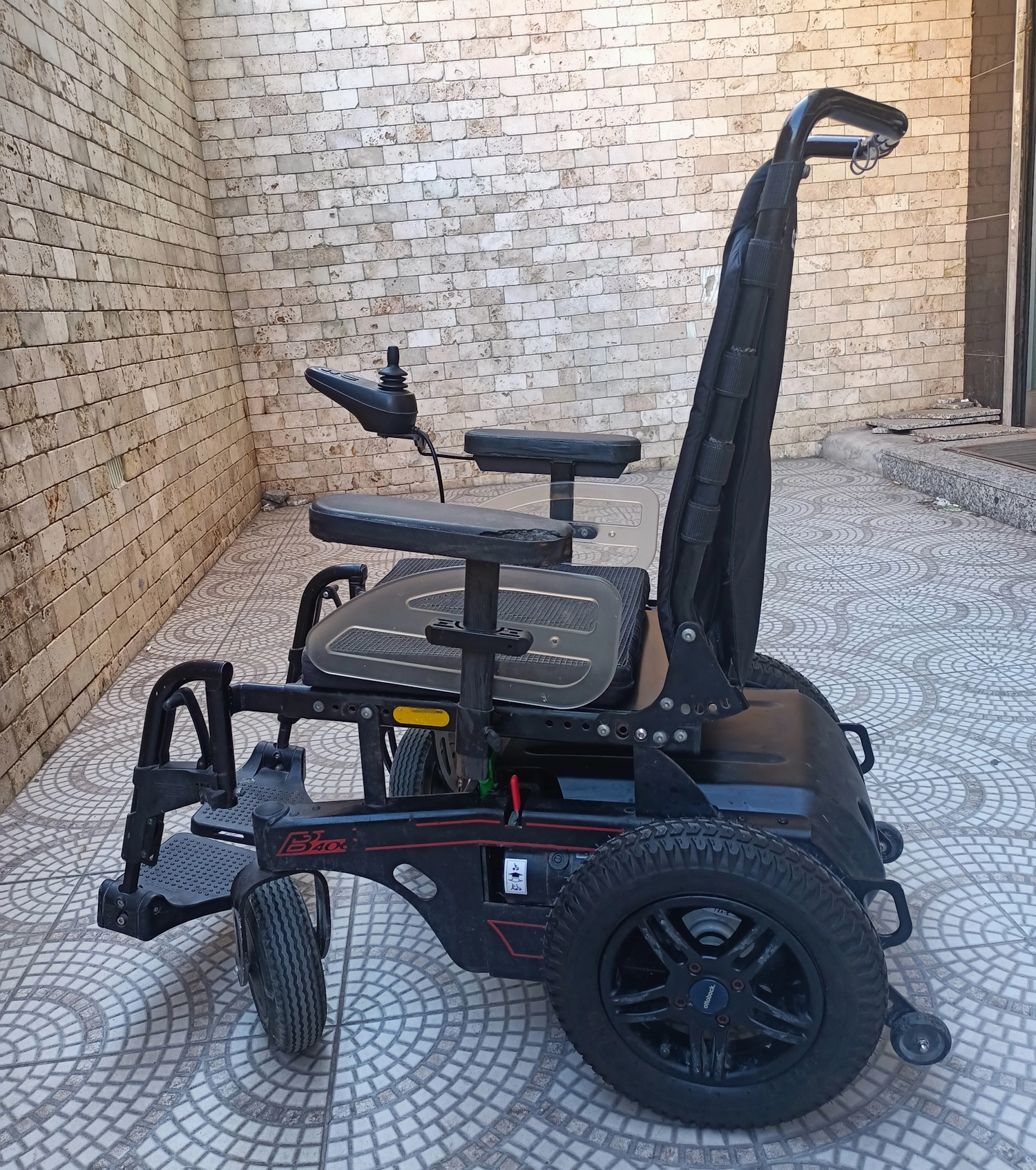 İkinci El Akülü Tekerlekli Sandalye